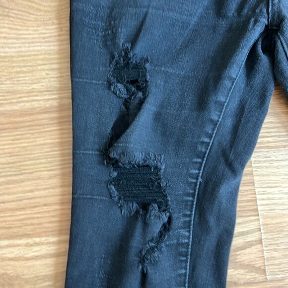 Judy Blue Black Skinny Distressed Jeans - Picture 4 of 9
